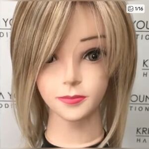 Raquel Welch's Top Billing Hair Topper